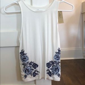 American Eagle soft and sexy tank (brand new WT)